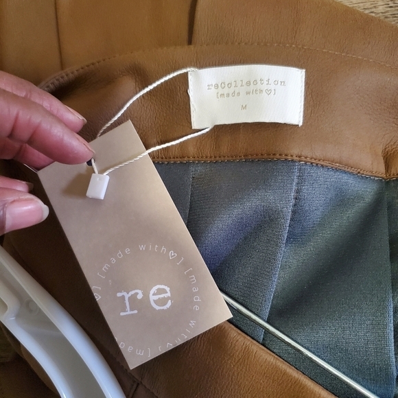 NWT - Recollections Brown A-Line Skirt Knee-Length with Pleats Size Med - Picture 3 of 4